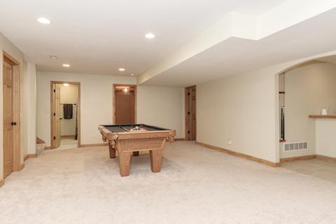 402 Thicket Pt, Normal, IL 61761 photo 25