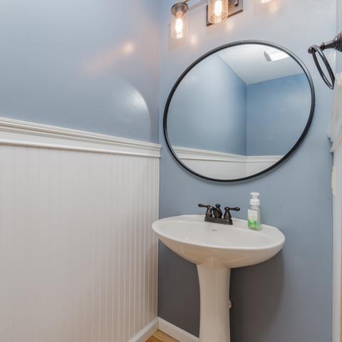 402 Thicket Pt, Normal, IL 61761 photo 23