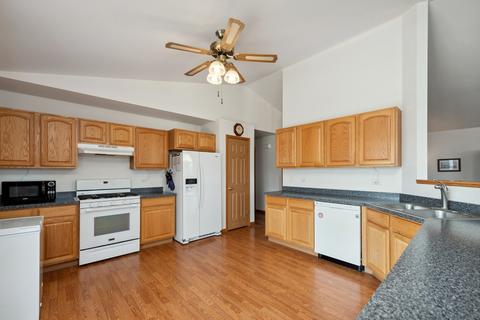 5403 Cobblers Xing, Mchenry, IL 60050 photo 10