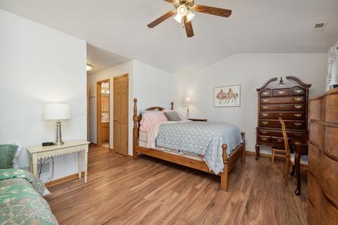 5403 Cobblers Xing, Mchenry, IL 60050 photo 13