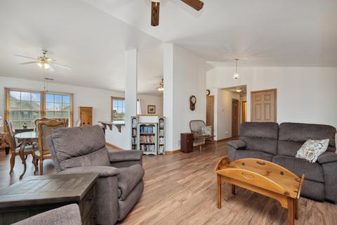 5403 Cobblers Xing, Mchenry, IL 60050 photo 8