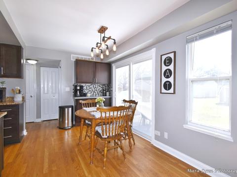 2665 White Barn Rd, Aurora, IL 60502 photo 10