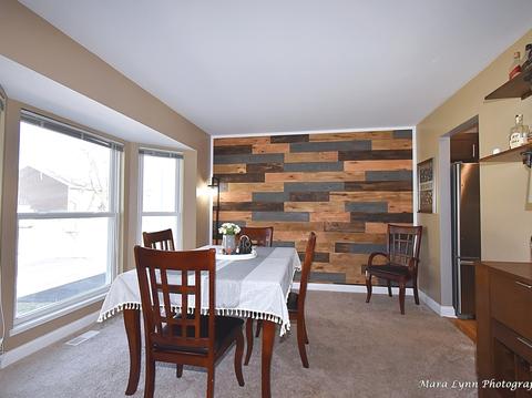 2665 White Barn Rd, Aurora, IL 60502 photo 4