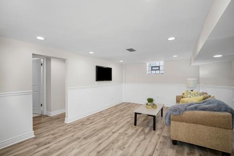 550 E 104th Pl, Chicago, IL 60628 photo 16