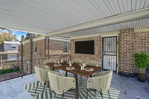 550 E 104th Pl, Chicago, IL 60628 photo 21