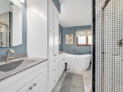 4608 Devon Ave, Lisle, IL 60532 photo 17