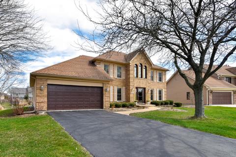 625 Bluegrass Dr, Wheaton, IL 60189 photo 3