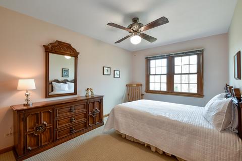 625 Bluegrass Dr, Wheaton, IL 60189 photo 24