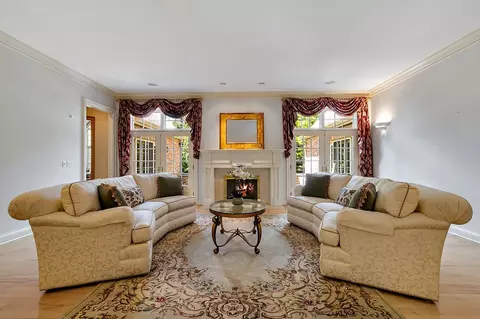1130 Glenview Rd, Glenview, IL 60025 photo 8