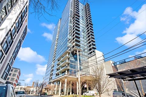 860 W Blackhawk St #2802, Chicago, IL 60642