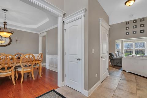 15922 S Selfridge Cir, Plainfield, IL 60586 photo 3