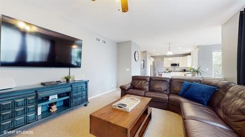 1761 Crofton Dr, Algonquin, IL 60102 photo 3
