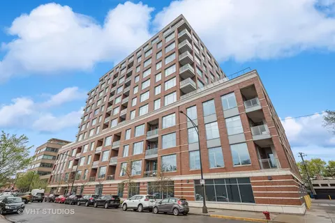 540 W Webster Ave #303, Chicago, IL 60614