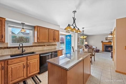 1814 Arbor Fields Dr, Plainfield, IL 60586 photo 11