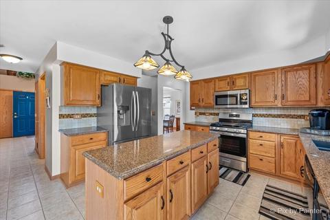 1814 Arbor Fields Dr, Plainfield, IL 60586 photo 18