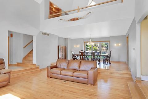 1012 Galen Dr, Champaign, IL 61821 photo 8