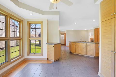 1012 Galen Dr, Champaign, IL 61821 photo 23