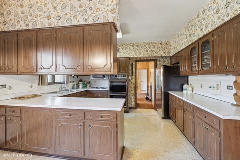 278 Longcommon Rd, Riverside, IL 60546 photo 10