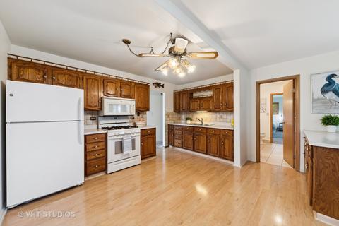 4601 Magnolia Dr, Rolling Meadows, IL 60008 photo 7