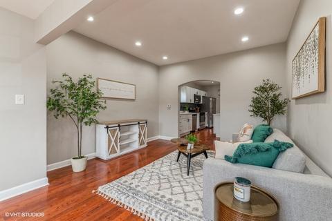 828 Bode Rd, Elgin, IL 60120 photo 4
