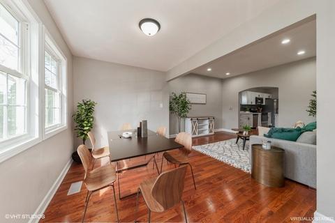 828 Bode Rd, Elgin, IL 60120 photo 3