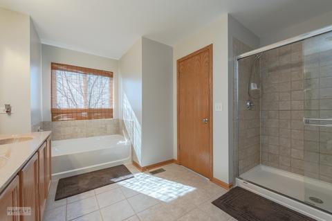 14320 Capital Dr, Plainfield, IL 60544 photo 25