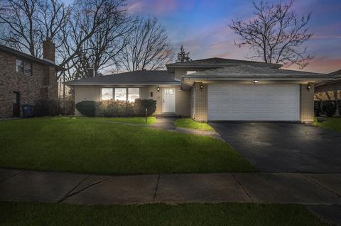 551 E 167th St, South Holland, IL 60473