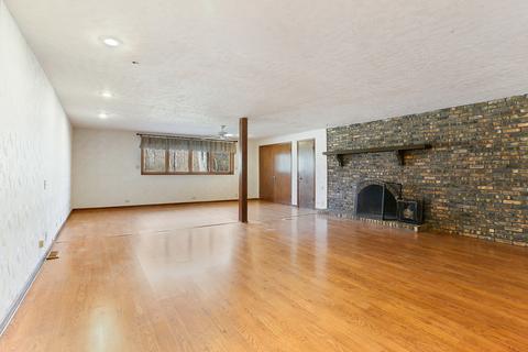 1839 E Rainbow Ln, Crete, IL 60417 photo 12