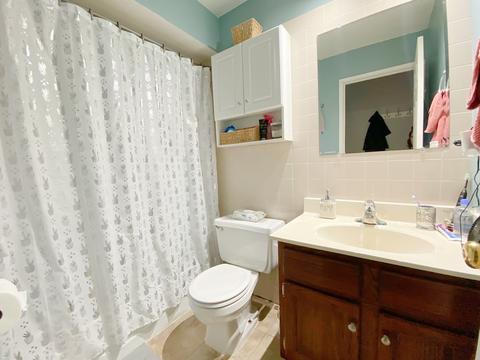 301 Gregory St #5, Aurora, IL 60504 photo 17
