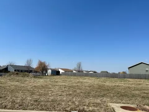 570 Thunder Valley Trl, Capron, IL 61012 photo 3