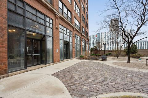 411 S Sangamon St #6E, Chicago, IL 60607 photo 2