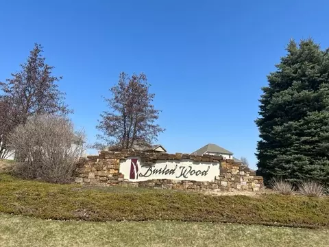439 Burled Wood Ct, Poplar Grove, IL 61065