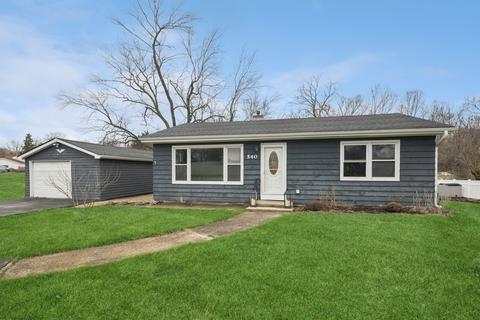 540 E Riordan Rd, Villa Park, IL 60181