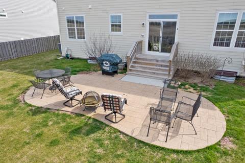 1812 Empress Dr, Elgin, IL 60124 photo 22