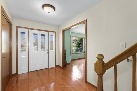 950 Schultz St, Lemont, IL 60439 photo 9