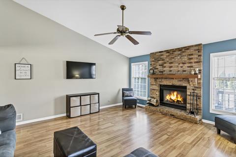 2120 Royal Blvd, Elgin, IL 60123 photo 3