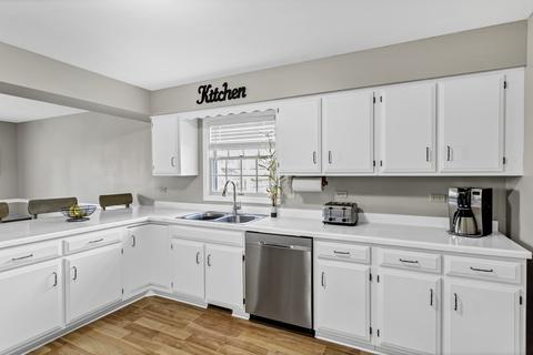 2120 Royal Blvd, Elgin, IL 60123 photo 10