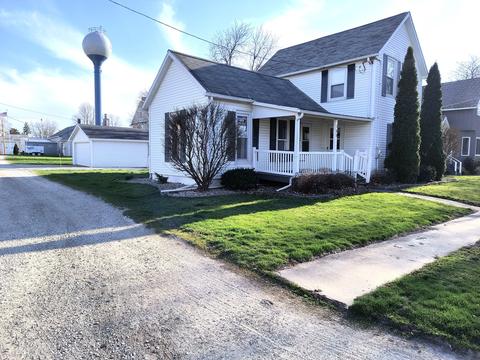 105 W 2nd St, Lostant, IL 61334 photo 3