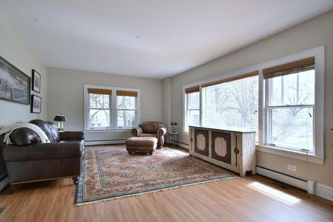 190 E Saint Charles Rd, Elmhurst, IL 60126 photo 11