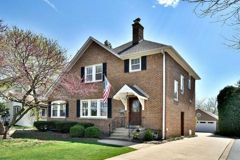 190 E Saint Charles Rd, Elmhurst, IL 60126 photo 1