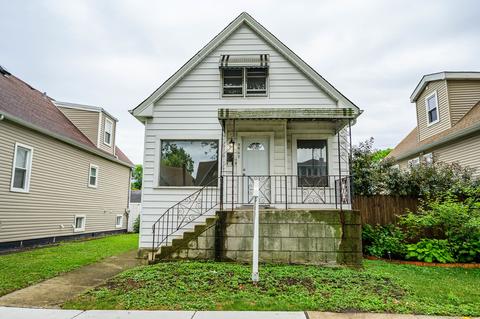 5907 W Byron St, Chicago, IL 60634