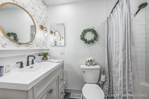 1828 N Summit St, Wheaton, IL 60187 photo 9