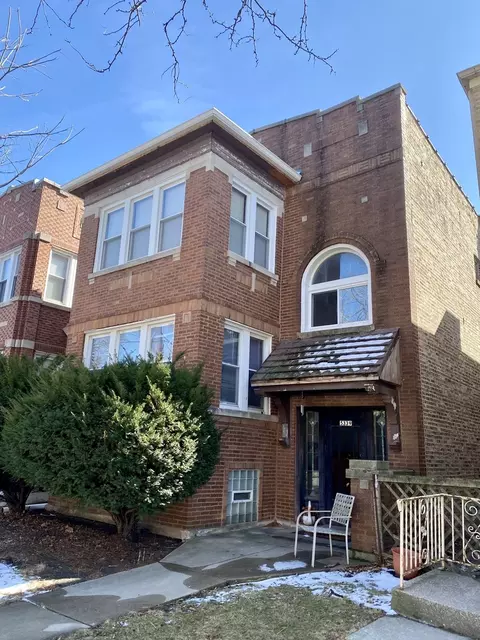 5339 W Montrose Ave, Chicago, IL 60641