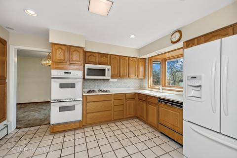3314 Golfview Rd, Mchenry, IL 60050 photo 3