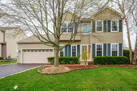 245 Cummings Dr, Bartlett, IL 60103