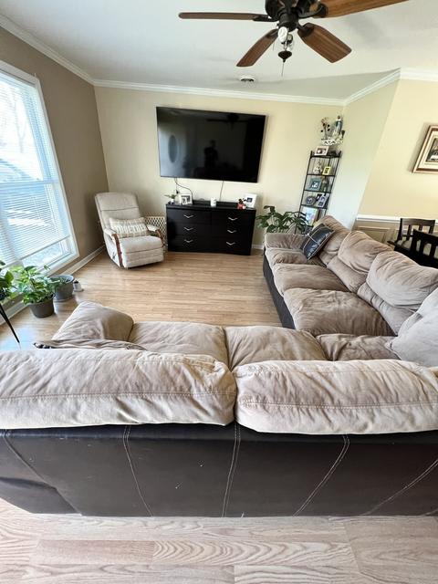 208 W Jeffery Ave, Wheeling, IL 60090 photo 3