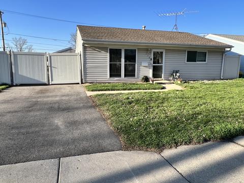 208 W Jeffery Ave, Wheeling, IL 60090 photo 1