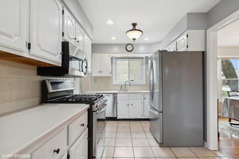201 E Lonnquist Blvd, Mount Prospect, IL 60056 photo 11