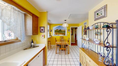 912 S 3rd Ave, Des Plaines, IL 60016 photo 7