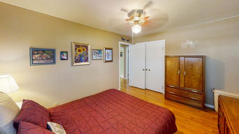 912 S 3rd Ave, Des Plaines, IL 60016 photo 16